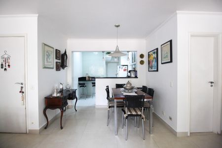 Apartamento à venda com 83m², 2 quartos e 2 vagasSala