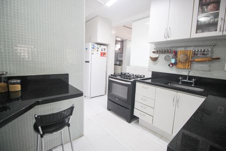Apartamento à venda com 83m², 2 quartos e 2 vagasCozinha