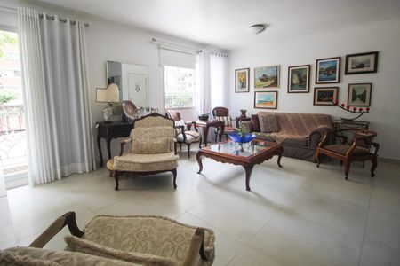 Apartamento à venda com 83m², 2 quartos e 2 vagasSala