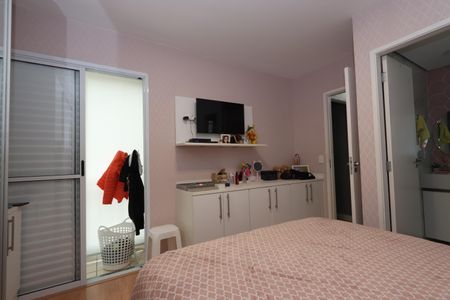 Apartamento à venda com 75m², 3 quartos e 1 vagaSuíte