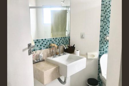 Casa de condomínio à venda com 325m², 4 quartos e 4 vagasFoto 03