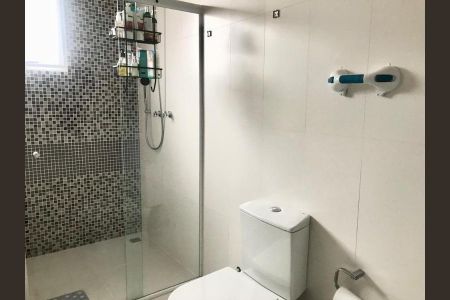 Casa de condomínio à venda com 325m², 4 quartos e 4 vagasFoto 05