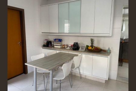 Casa de condomínio à venda com 360m², 4 quartos e 4 vagasFoto 07