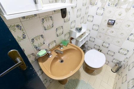 Casa para alugar com 150m², 3 quartos e 2 vagas Casa para alugar com 150m², 3 quartos e 2 vagasBanheiro 2