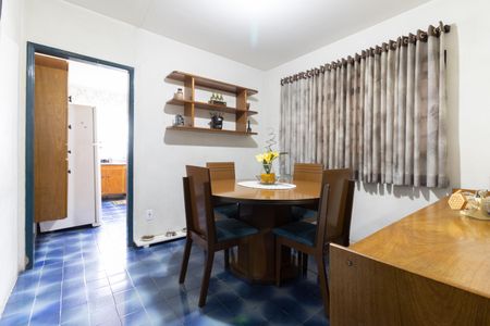 Casa para alugar com 150m², 3 quartos e 2 vagas Casa para alugar com 150m², 3 quartos e 2 vagasCopa