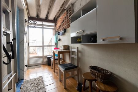 Casa para alugar com 150m², 3 quartos e 2 vagas Casa para alugar com 150m², 3 quartos e 2 vagasCorredor