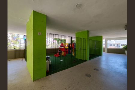 Apartamento à venda com 71m², 2 quartos e 1 vaga Apartamento à venda com 71m², 2 quartos e 1 vagaÁrea comum - Playground