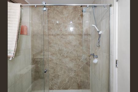 Apartamento à venda com 71m², 2 quartos e 1 vaga Apartamento à venda com 71m², 2 quartos e 1 vagaBanheiro da Suíte