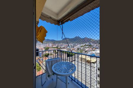 Apartamento à venda com 71m², 2 quartos e 1 vaga Apartamento à venda com 71m², 2 quartos e 1 vagaVaranda da Sala