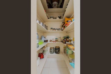 Casa à venda com 270m², 4 quartos e sem vagaCozinha - Dispensa