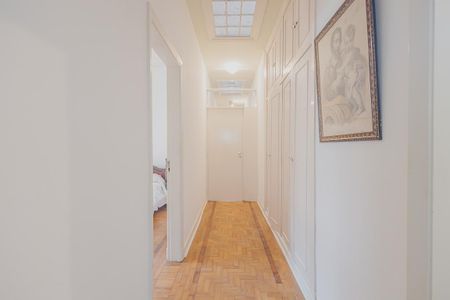 Casa à venda com 270m², 4 quartos e sem vagaCorredor