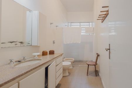 Casa à venda com 270m², 4 quartos e sem vagaBanheiro 2