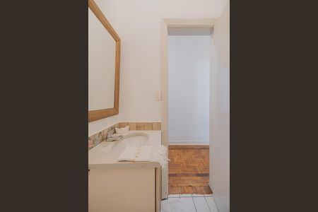 Casa à venda com 270m², 4 quartos e sem vagaLavabo