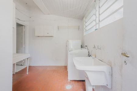 Casa à venda com 270m², 4 quartos e sem vagaÁrea de Serviço