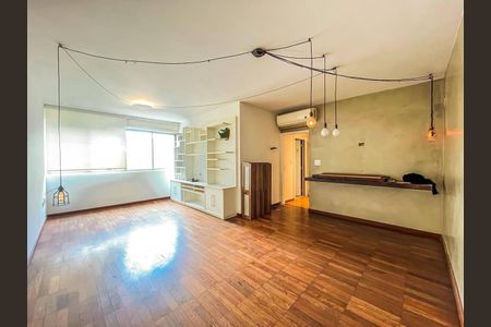 Apartamento à venda com 2 quartos, 90m² em Itaim Bibi, São Paulo