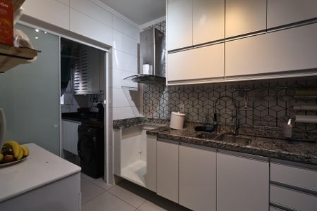 Apartamento à venda com 96m², 3 quartos e 2 vagasCozinha