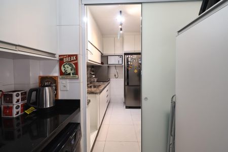 Apartamento à venda com 96m², 3 quartos e 2 vagasLavanderia