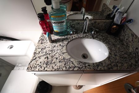 Apartamento à venda com 96m², 3 quartos e 2 vagasBanheiro da Suíte