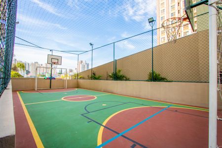 Apartamento à venda com 64m², 2 quartos e 2 vagasÁrea comum - Quadra esportiva