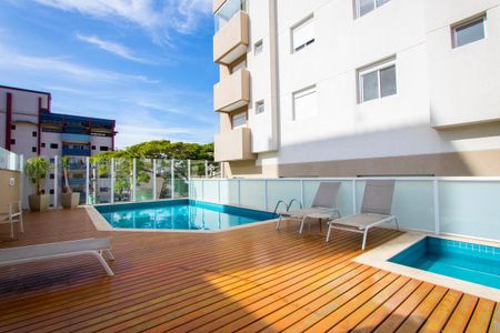 Apartamento à venda com 64m², 2 quartos e 2 vagasÁrea comum - Piscina