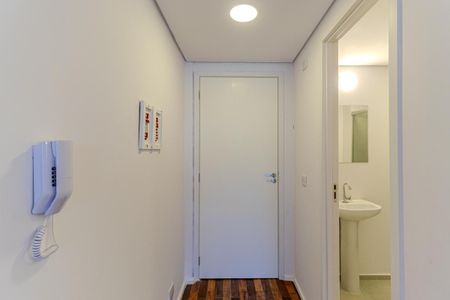 Studio para alugar com 33m², 1 quarto e sem vaga Studio para alugar com 33m², 1 quarto e sem vagaEntrada