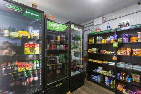 Apartamento para alugar com 45m², 2 quartos e 1 vaga Apartamento para alugar com 45m², 2 quartos e 1 vagaÁrea comum - Mini Mercado