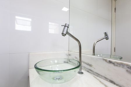 Apartamento para alugar com 45m², 2 quartos e 1 vaga Apartamento para alugar com 45m², 2 quartos e 1 vagaBanheiro