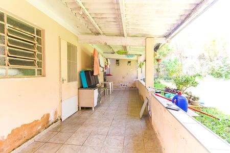 Casa à venda com 250m², 2 quartos e 1 vagaQuintal