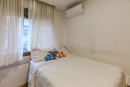 Apartamento à venda com 104m², 3 quartos e 2 vagasQuarto 1