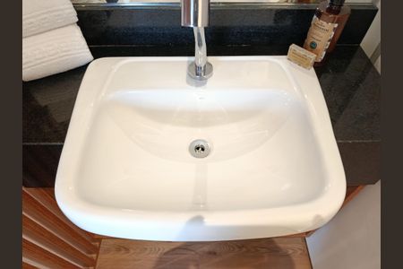 Apartamento à venda com 32m², 1 quarto e 1 vaga Apartamento à venda com 32m², 1 quarto e 1 vagaBanheiro