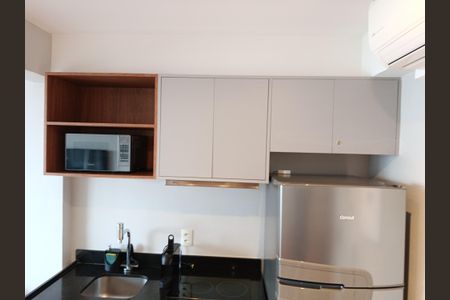 Sala/Cozinha integrados de apartamento à venda com 1 quarto, 32m² em Jardim Paulista, São Paulo