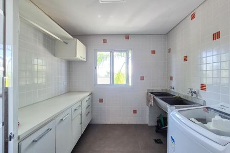 Casa de condomínio à venda com 464m², 4 quartos e 6 vagasÁrea de Serviço