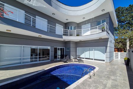 Casa de condomínio à venda com 464m², 4 quartos e 6 vagasPiscina
