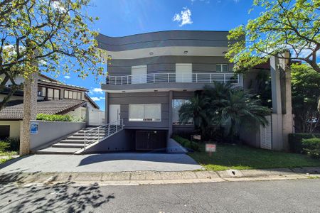 Casa de condomínio à venda com 464m², 4 quartos e 6 vagasfachada