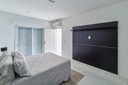 Casa de condomínio à venda com 464m², 4 quartos e 6 vagasSuíte 2