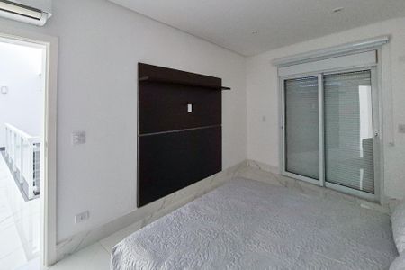 Casa de condomínio à venda com 464m², 4 quartos e 6 vagasSuíte 2