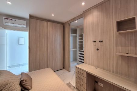 Casa de condomínio à venda com 464m², 4 quartos e 6 vagasSuíte 3