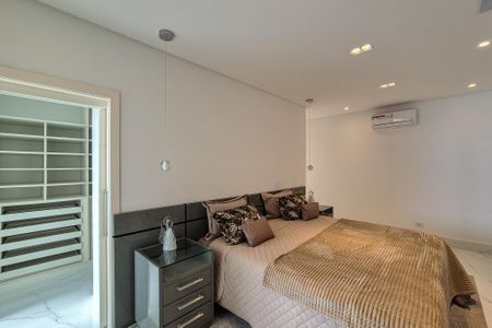 Casa de condomínio à venda com 464m², 4 quartos e 6 vagasSuíte 4