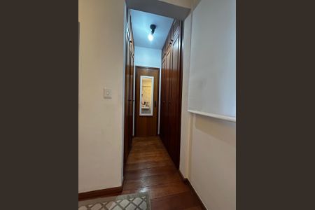 Corredor de apartamento para alugar com 4 quartos, 120m² em Buritis, Belo Horizonte