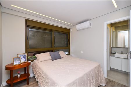 Apartamento à venda com 92m², 3 quartos e 2 vagasSemi-suite 2