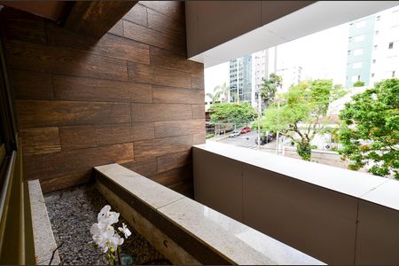 Apartamento à venda com 92m², 3 quartos e 2 vagasVista