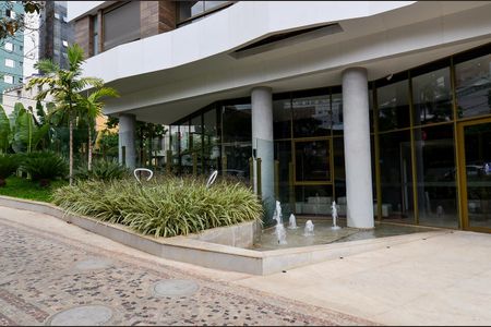 Apartamento à venda com 92m², 3 quartos e 2 vagasEntrada