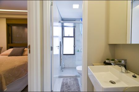 Apartamento à venda com 92m², 3 quartos e 2 vagasBanheiro Semi-suites