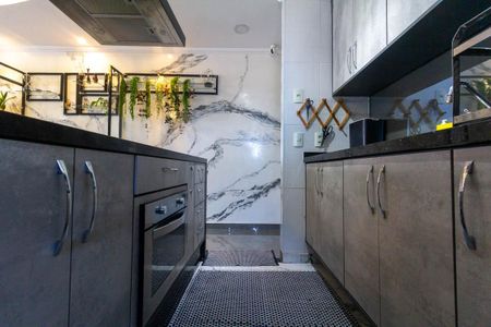 Apartamento para alugar com 76m², 2 quartos e 2 vagas Apartamento para alugar com 76m², 2 quartos e 2 vagasCozinha e Área de Serviço