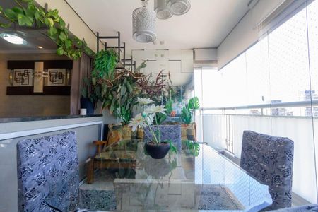 Apartamento para alugar com 76m², 2 quartos e 2 vagas Apartamento para alugar com 76m², 2 quartos e 2 vagasVaranda