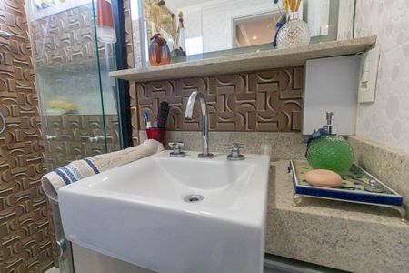Apartamento para alugar com 76m², 2 quartos e 2 vagas Apartamento para alugar com 76m², 2 quartos e 2 vagasBanheiro 2