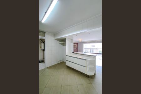 Apartamento à venda com 121m², 3 quartos e 2 vagasCozinha