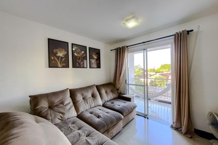 Apartamento à venda com 77m², 3 quartos e 1 vaga Apartamento à venda com 77m², 3 quartos e 1 vagaSala