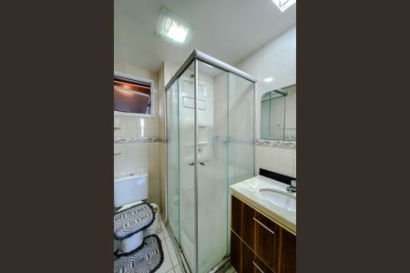 Apartamento à venda com 77m², 3 quartos e 1 vaga Apartamento à venda com 77m², 3 quartos e 1 vagaBanheiro