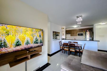 Apartamento à venda com 77m², 3 quartos e 1 vaga Apartamento à venda com 77m², 3 quartos e 1 vagaSala